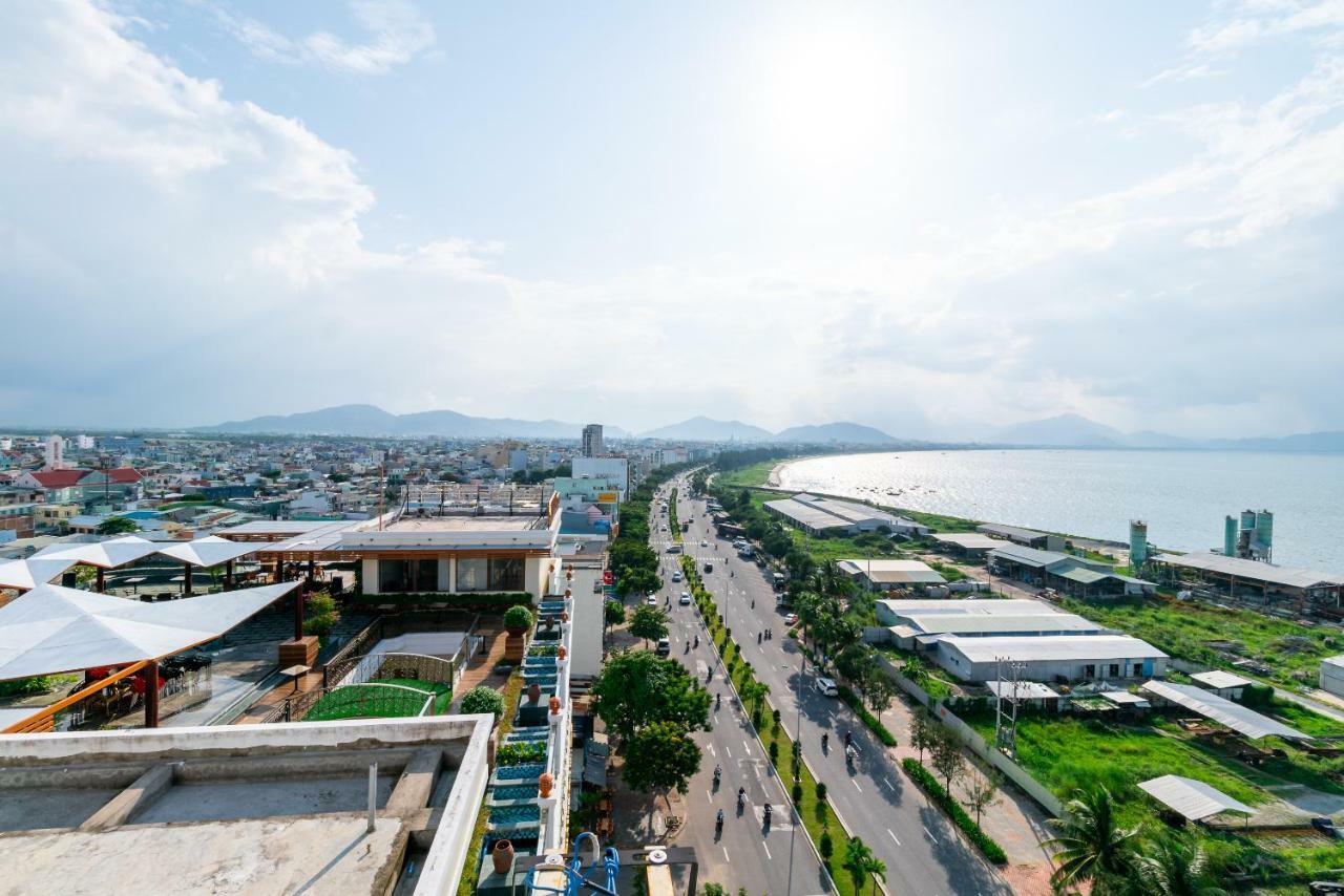 Oyo 375 Hoa Binh Hotel Da Nang Bagian luar foto