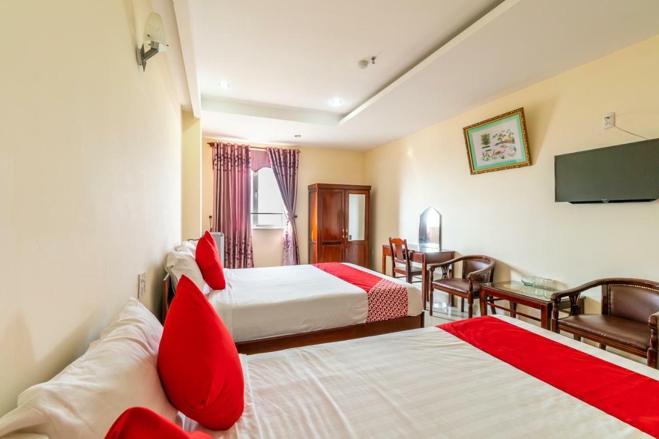 Oyo 375 Hoa Binh Hotel Da Nang Bagian luar foto