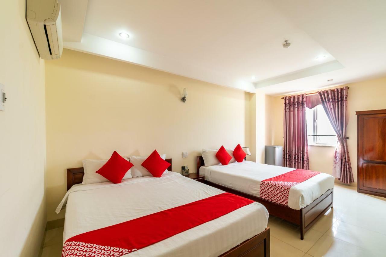 Oyo 375 Hoa Binh Hotel Da Nang Bagian luar foto