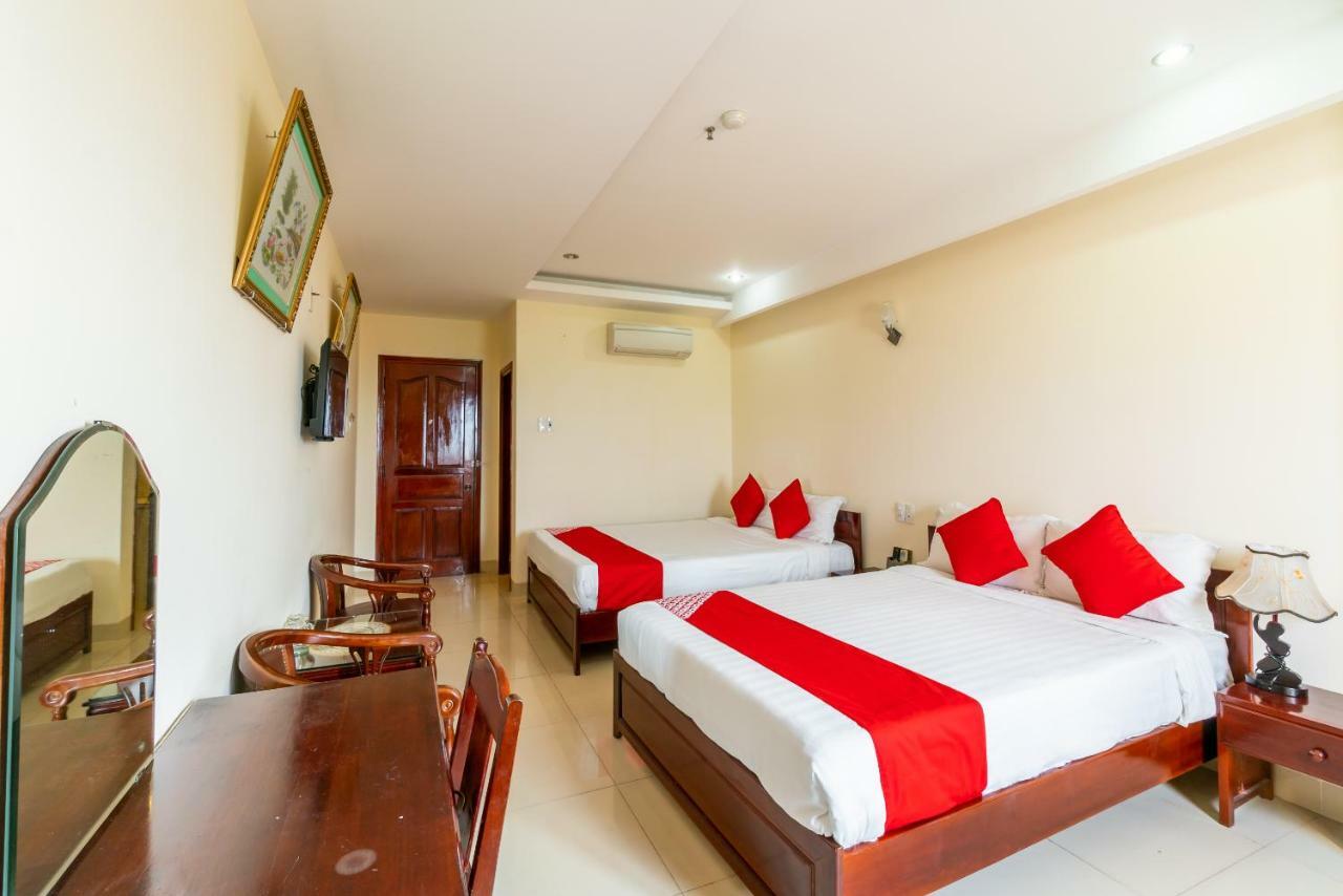 Oyo 375 Hoa Binh Hotel Da Nang Bagian luar foto