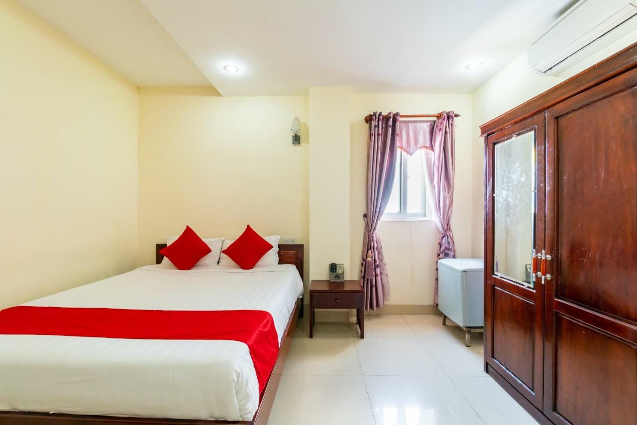 Oyo 375 Hoa Binh Hotel Da Nang Bagian luar foto