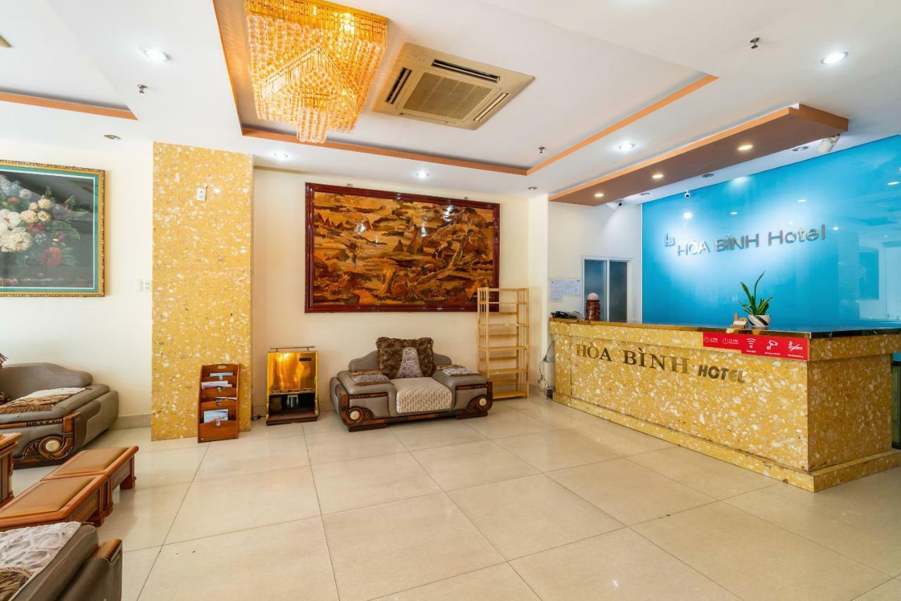 Oyo 375 Hoa Binh Hotel Da Nang Bagian luar foto