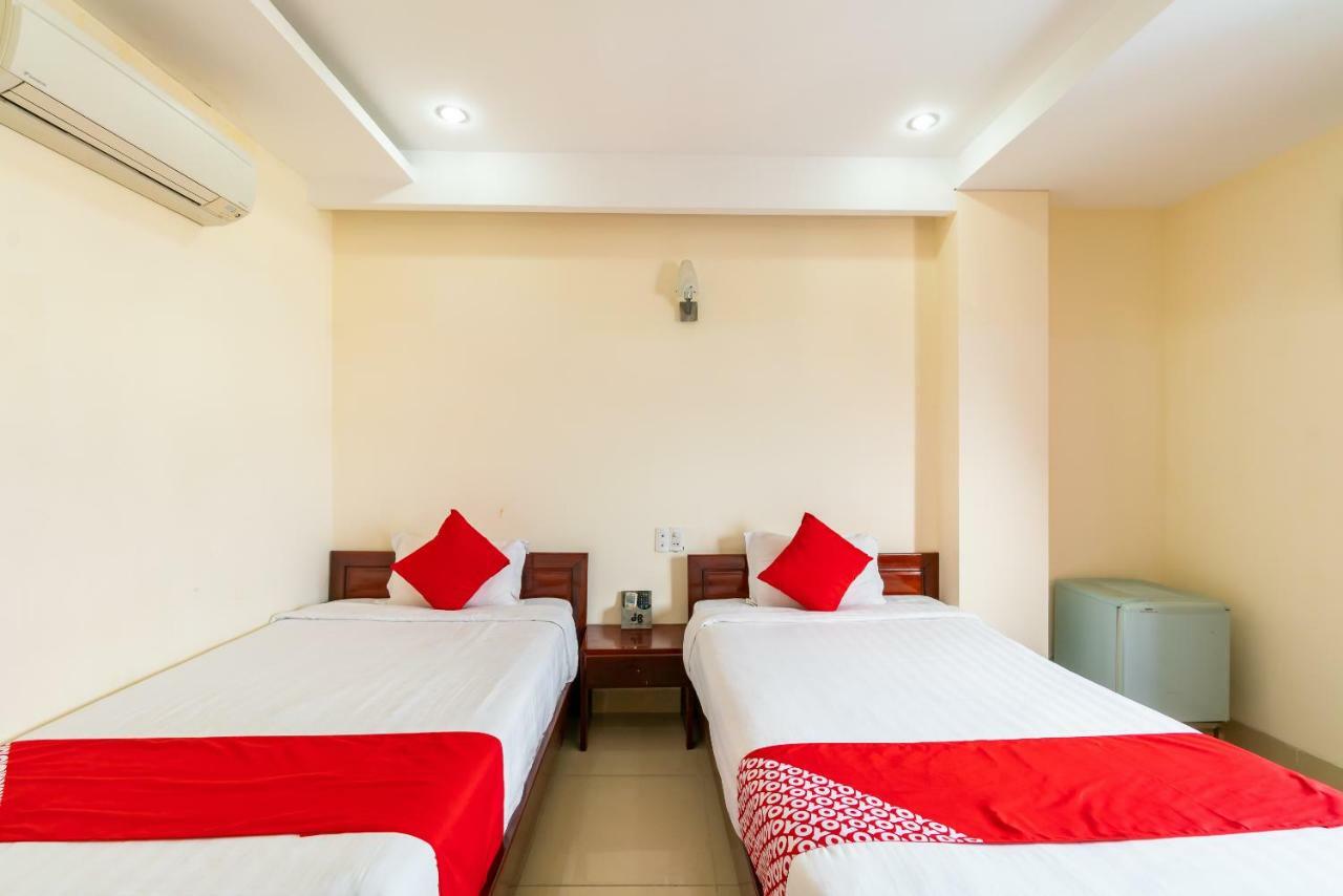 Oyo 375 Hoa Binh Hotel Da Nang Bagian luar foto